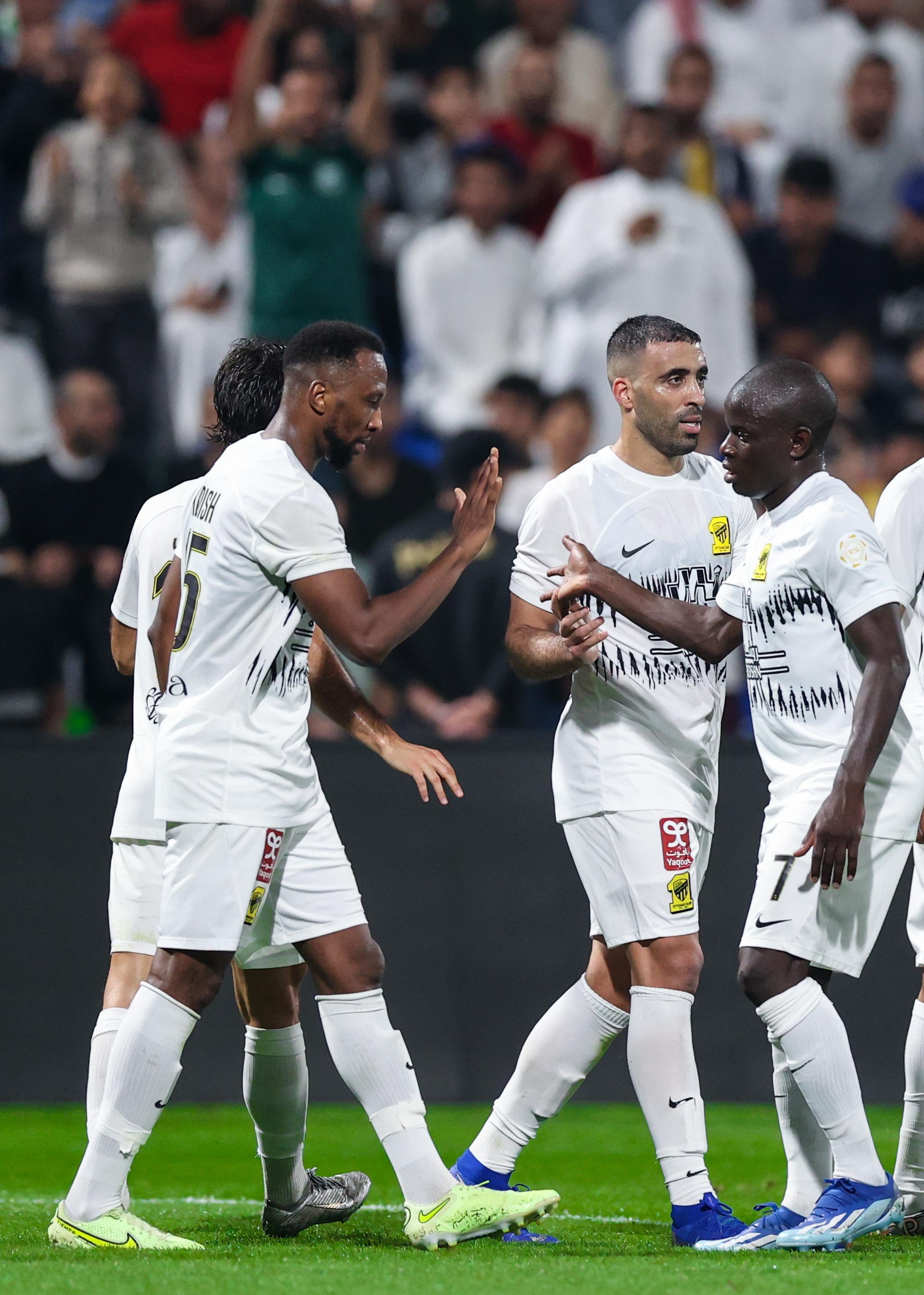 哈麦德中路门前头球过正错失必进球_高清1080p在线观看平台_腾讯视频