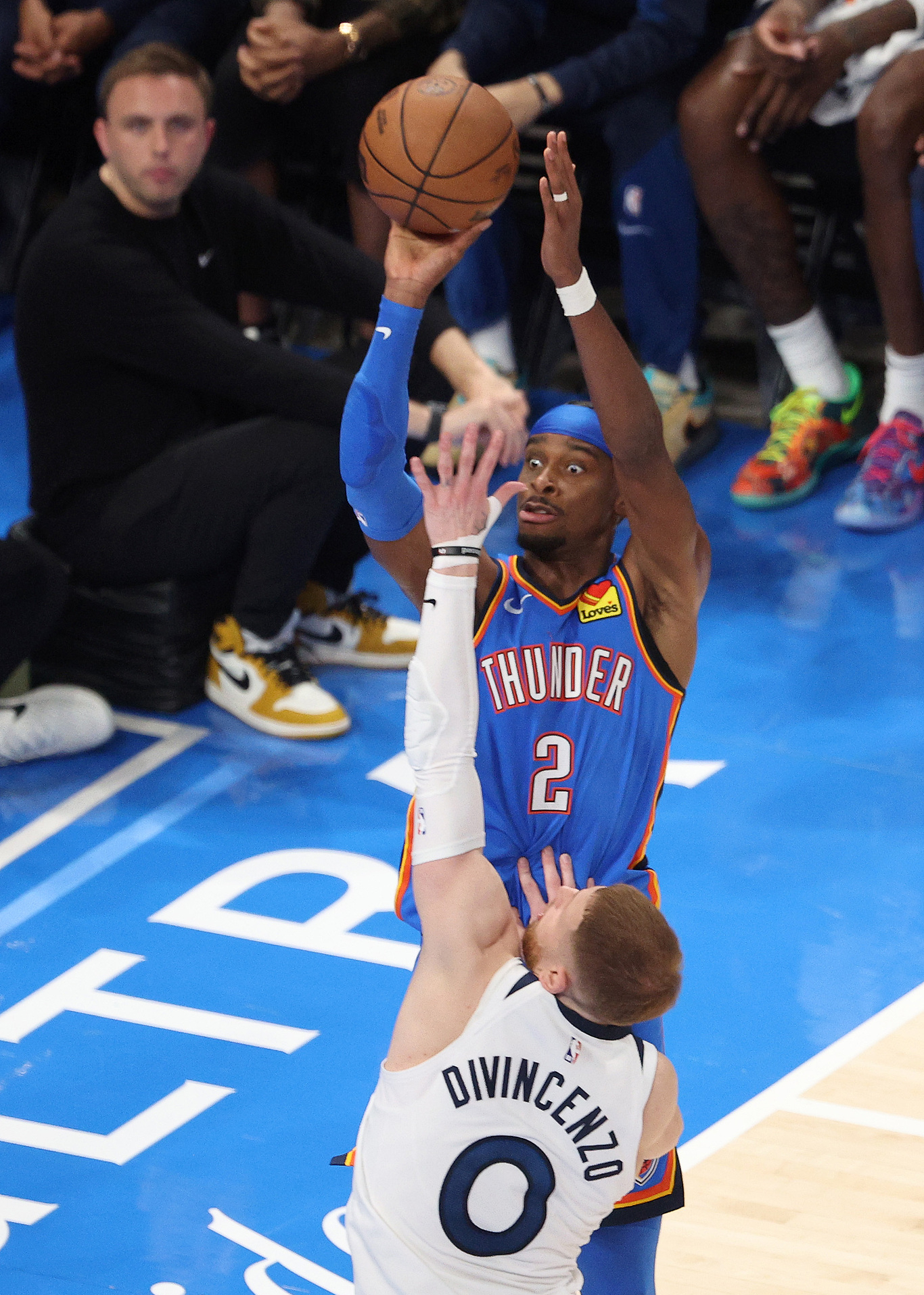 NBA季后赛西部决赛G2：森林狼103-118雷霆