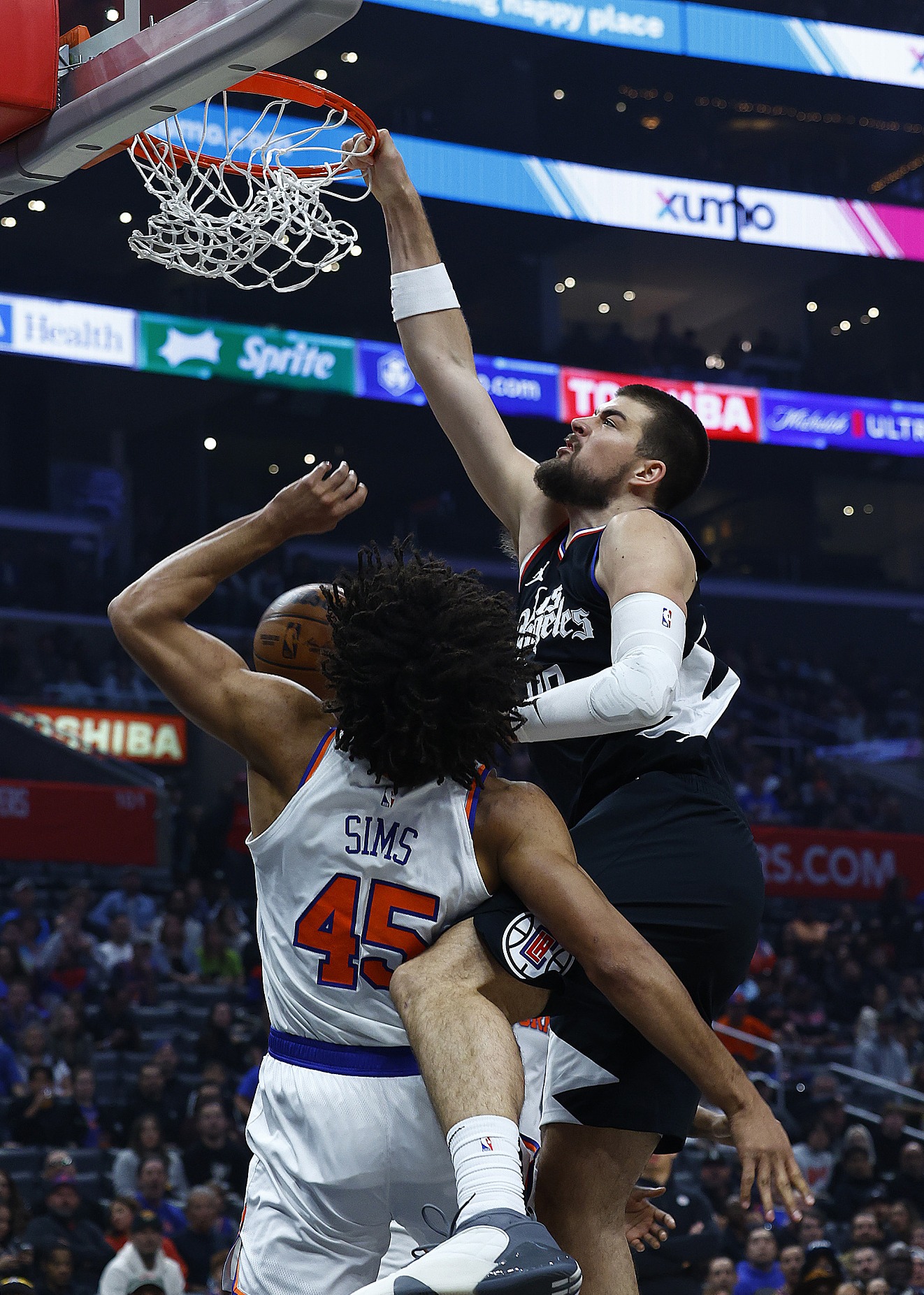 NBA常规赛：尼克斯122-144快船免费观看